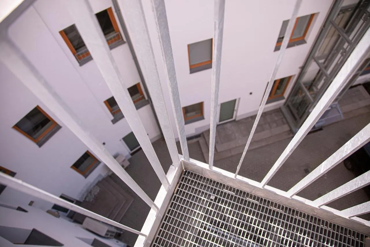 Apartament The Faces Berlin